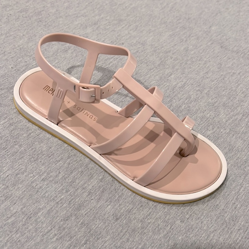 Melissa Salinas Sandal Size 8
